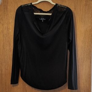 ❄️2for10❄️Ann Taylor LOFT Long Sleeve Tee - Medium